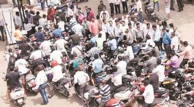 Maharashtra Navnirman Sena offers petrol concession coupons to bikers
