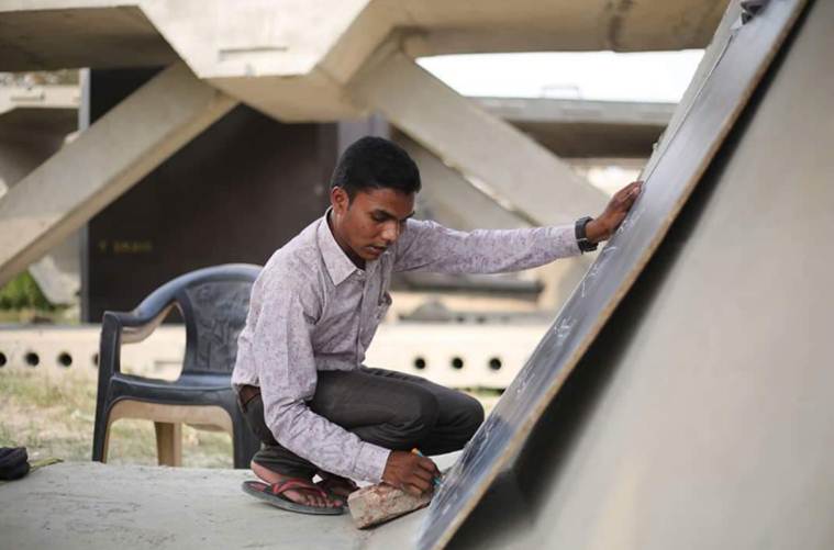 delhi, metro slab classrooms, delhi education, delhi government schools, delhi students, delhi schools, mayur vihar, flyover classes, delhi news, indian express