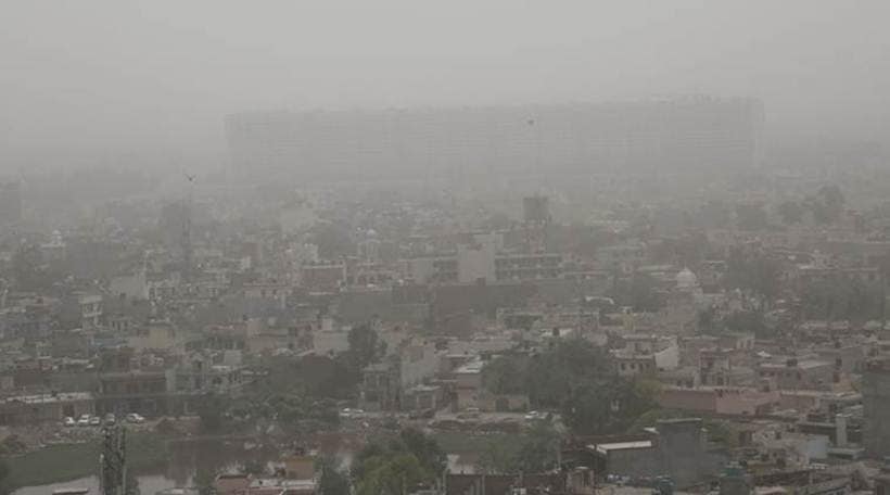 Dust storms in western India have brought down the air quality in New Delhi. For the third straight day on Thursday, the capital city is witnessing ‘severe’ levels of pollution. (Express photo/Jasbir Malhi)