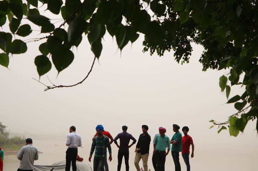 People are advised to remain indoors as the current situation is likely to cause discomfort or breathing difficulties. (Express photo/Jasbir Malhi)