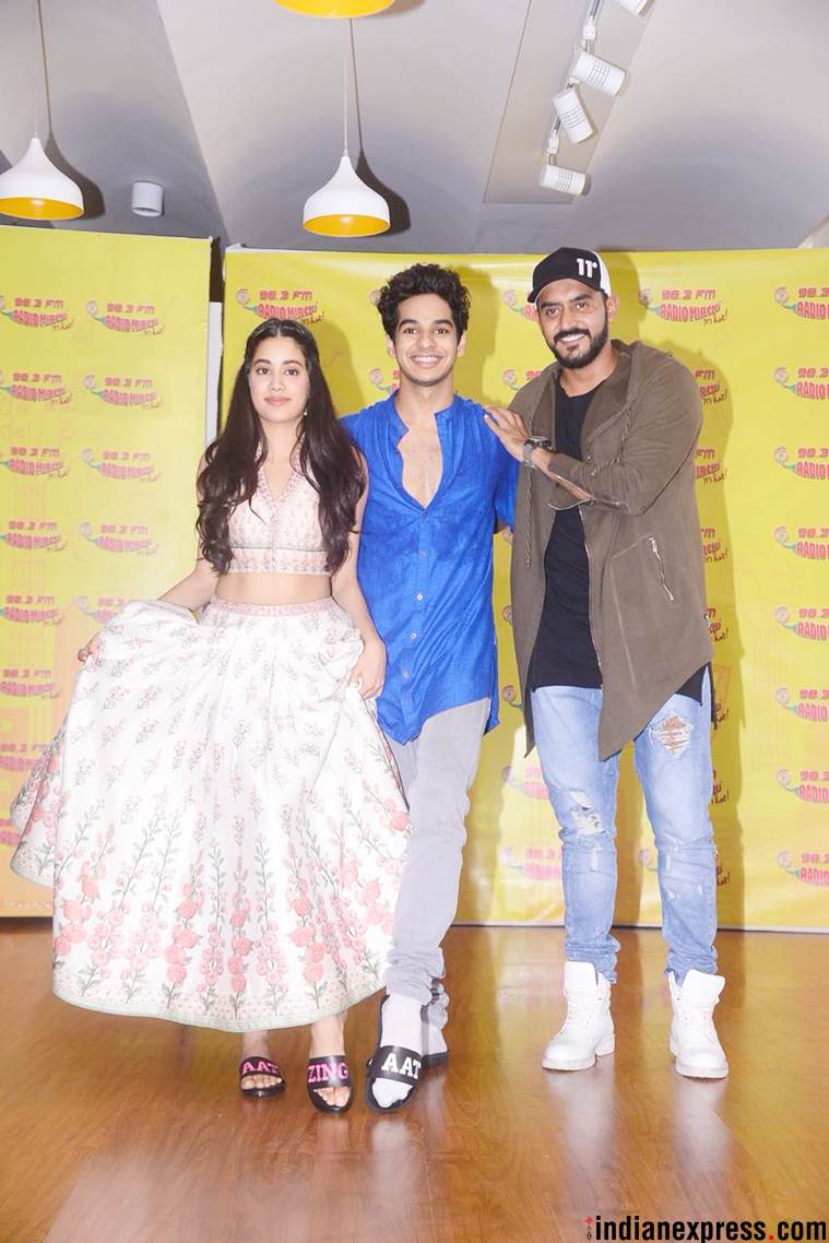 janhvi kapoor ishaan khatter photos