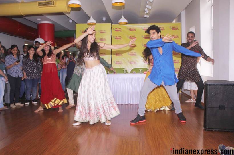 janhvi kapoor and ishaan khatter photos