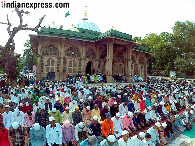Eid ul-Fitr 2018: India celebrates the festival with full fervour