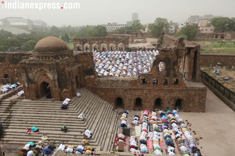Eid ul-Fitr 2018: India celebrates the festival with full fervour