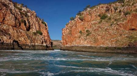 travelling, travelling solo, travelling with family, different ways of travelling, exploring while travelling, indian express, indian express news