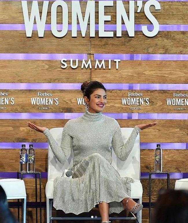 Fashion hits and misses of the week, Janhvi Kapoor, Priyanka Chopra, Mansuhi Chhillar, Kareena Kapoor Khan, Malaika Arora,Mira Rajput, Sophie Choudry, celeb fashion, bollywood fashion, indian express, indian express news
