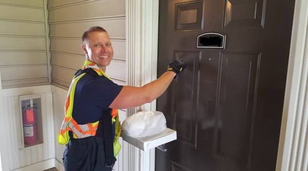 fireworkers deliver pizza, pizza delivery, ny fire fighter pizza, Henrietta Fire District, viral news, good news,