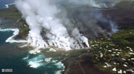 Hawaii volcano lava destroys hundreds of homes overnight