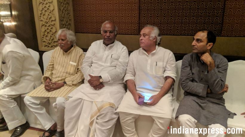 Iftar, Iftar party, Rahul Gandhi, Congress Iftar, BJP Iftar, Ramzan, Ramdan, Iftar photos, Congress iftar party photos, BJP iftar party photos, Indian Express photos