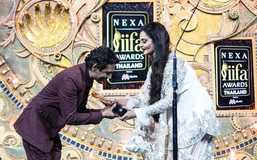 rekha awarded nawazuddin siddiqui