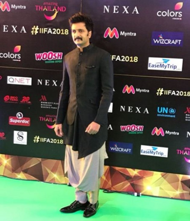 Riteish Deshmukh iifa green carpet