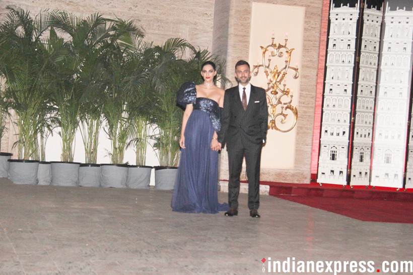 sonam kapoor ahuja with anand ahuja