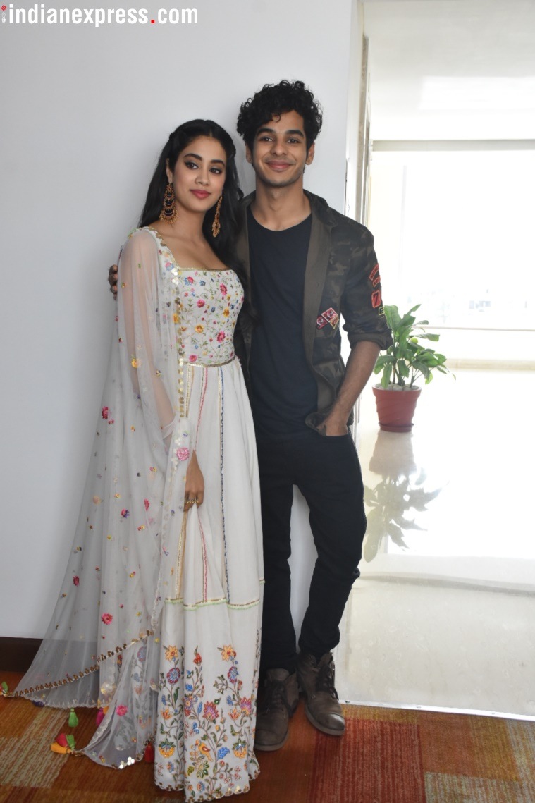 janhvi kapoor, ishaan khatter will share the screen in dhadak