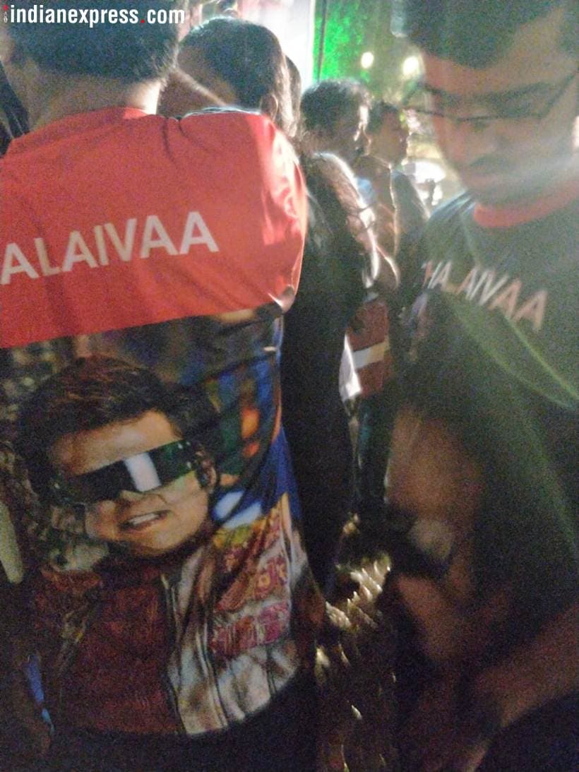 rajinikanth fans wear kaala tshirts to the screening of the movie