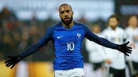 Alexandre Lacazette in action for France