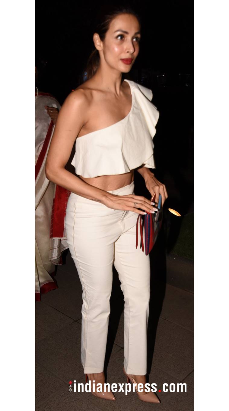 Malaika Arora, Malaika Arora latest photos, Malaika Arora fashion, Malaika Arora street style, Mira Rajput baby bump, Mira Rajput latest photos, Janhvi Kapoor, Janhvi Kapoor fashion, Janhvi Kapoor latest photos, indian express, indian express news