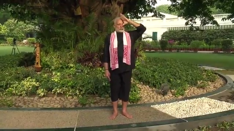 Here's how Narendra Modi stays fit, responding to Virat Kohli's fitness challenge