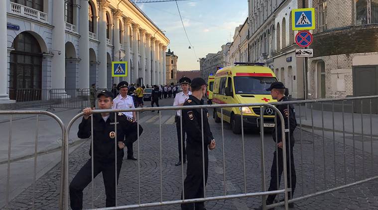 Moscow:8 pedestrians injured by taxi on sidewalk near Red Square