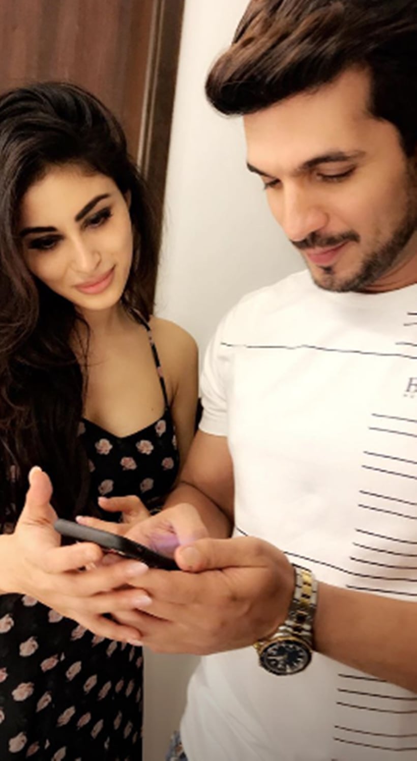 Arjun Bijlani, Mouni Roy