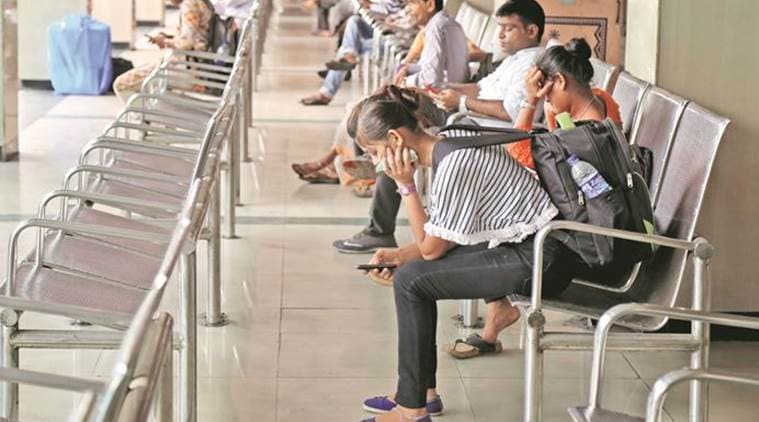 msrtc bus service, mumbai strike, mumbai commuters, mumbai staffers flash strike, indian express, mumbai commuters stranded