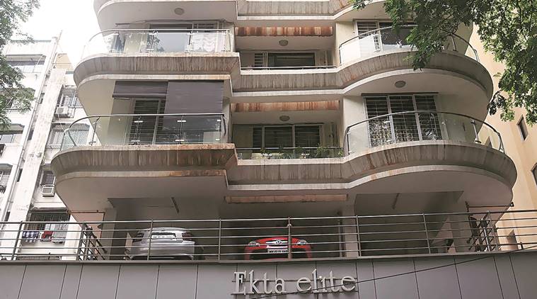 Mumbai: Elderly couple found dead at Khar residence