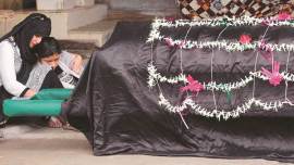 Mumbai plane crash: Residents say plane hit cables, probe team says still collecting evidence