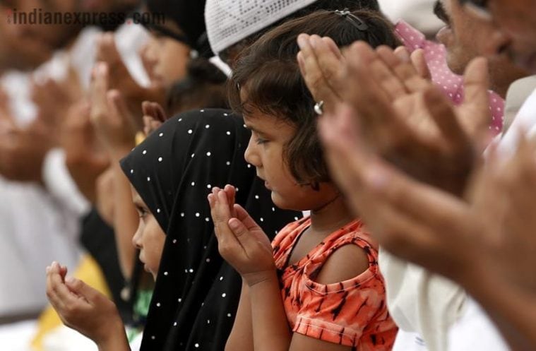 alvida namaz, alvida namaz in lucknow, namaz in lucknow, Ramzan, ramadan, lucknow, muslims in lucknow,