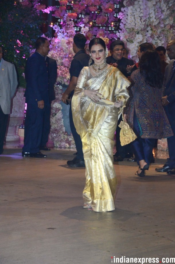 rekha at akash ambani engagement