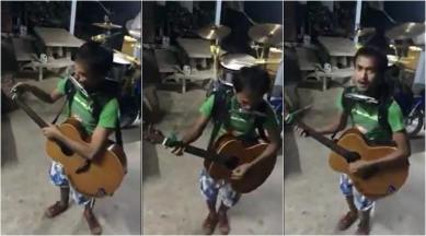 one man band, one man music band, one man many instruments, farhan akhtar, anand mahindra, viral videos, indian express