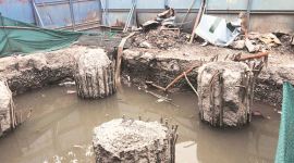 MMRDA appeals to people: do not cross Metro barricades