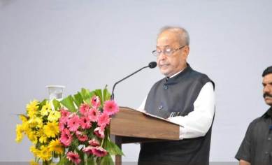 Former President Pranab Mukherjee at the RSS headquarters in Nagpur on Thursday. (Twitter/@RSSorg)