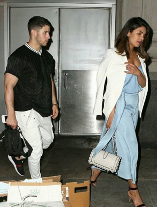 Priyanka Chopra And Nick Jonas Step Out For A Date Night See Photos 3365