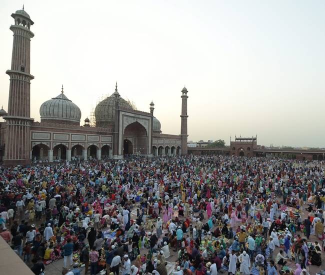 ramadan, ramzan, ramadan 2018, how muslims are observing ramadan, ramadan 2018 india, ramadan mubarak, ramadan quotes, ramadan wishes, ramadan 2018 date, ramadan 2018 time table, indian express, indian express news