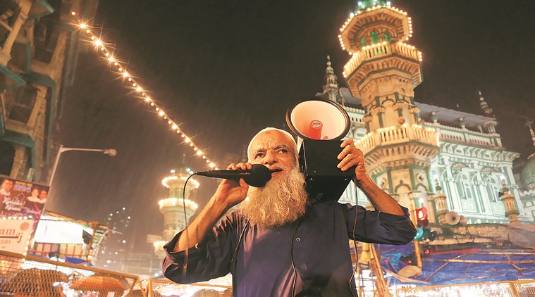 Tradition reigns as men go around waking up the faithful for Sehri ramzan, eid 2018, ramzan fast