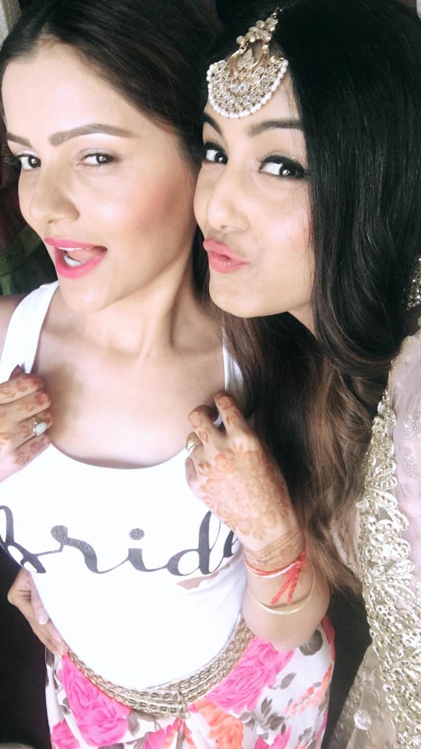 Rubina Dilaik dazzles in navy blue sequin outfit and braided hairstyle,  Hina Khan calls her darling | IWMBuzz : u/televisionbuzz