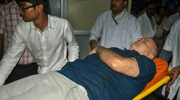 AAP sit-in: Blood sugar low, Manish Sisodia shifted to hospital