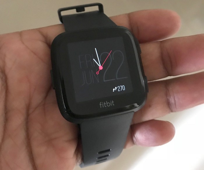 iwatch or fitbit versa