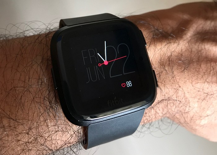 FITBIT Versa Smartwatch Price in India - Buy FITBIT Versa Smartwatch online  at