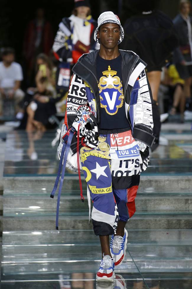 Versace’s latest men’s collection is bringing back the ‘sultry’ man to ...