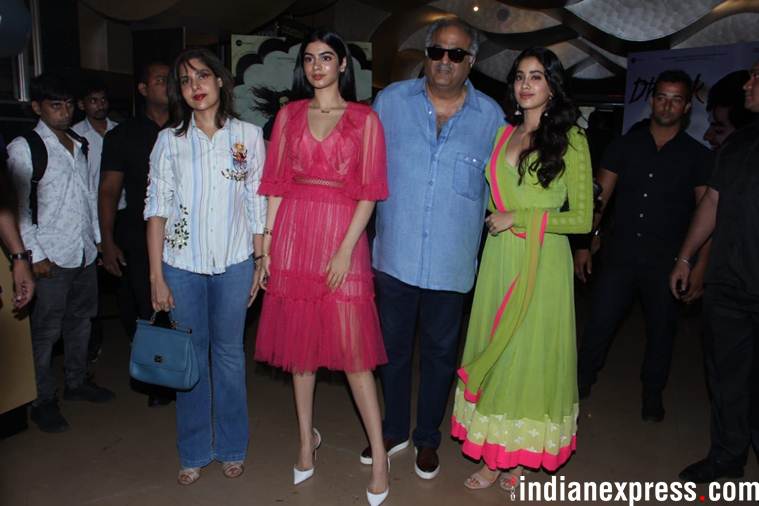 janhvi kapoor with boney kapoor
