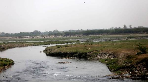 Delhi: Two who went for a swim in Yamuna drown