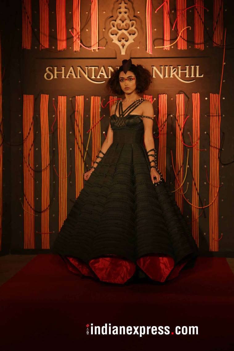 namaste england, parineeti choprta, arjun kapoor, shantanu and nikhil,independence, parineeti chopra latest photos, indian express, indian express news