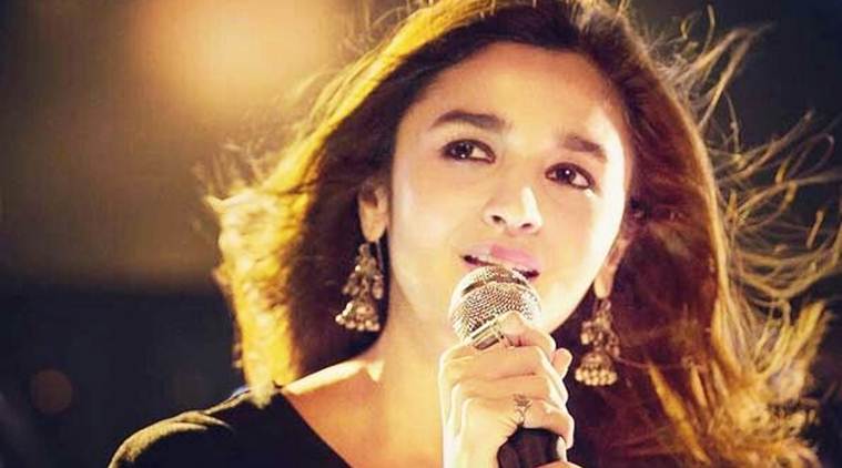 alia bhatt sings ranbir kapoor song