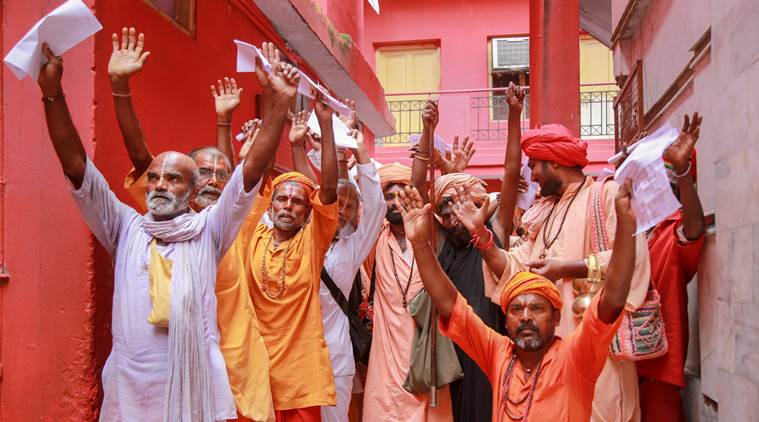 Number of Amarnath pilgrims declines, support staff dwindle