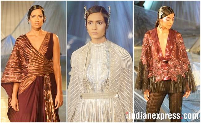 Shilpa Shetty, india couture week 2018, Shilpa Shetty india couture week 2018, Amit Aggarwal, Shilpa Shetty Amit Aggarwal, Shilpa Shetty ICW 2018, Shilpa Shetty metallic sari, amit aggarwal latest collection, amit aggarwal crystalis, celeb fashion, bollywood fashion, indian express, indian express news