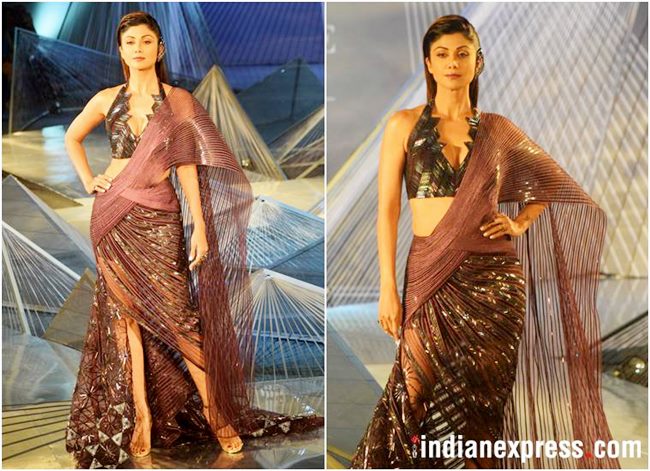 Shilpa Shetty, india couture week 2018, Shilpa Shetty india couture week 2018, Amit Aggarwal, Shilpa Shetty Amit Aggarwal, Shilpa Shetty ICW 2018, Shilpa Shetty metallic sari, amit aggarwal latest collection, amit aggarwal crystalis, celeb fashion, bollywood fashion, indian express, indian express news