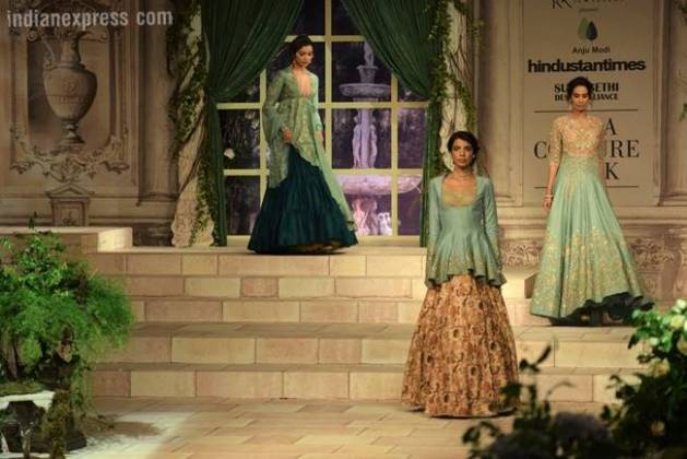 Kangana Ranaut, Anju Modi, Anju Modi India Couture Week 2018