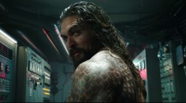 aquaman trailer at comic con with jason momoa