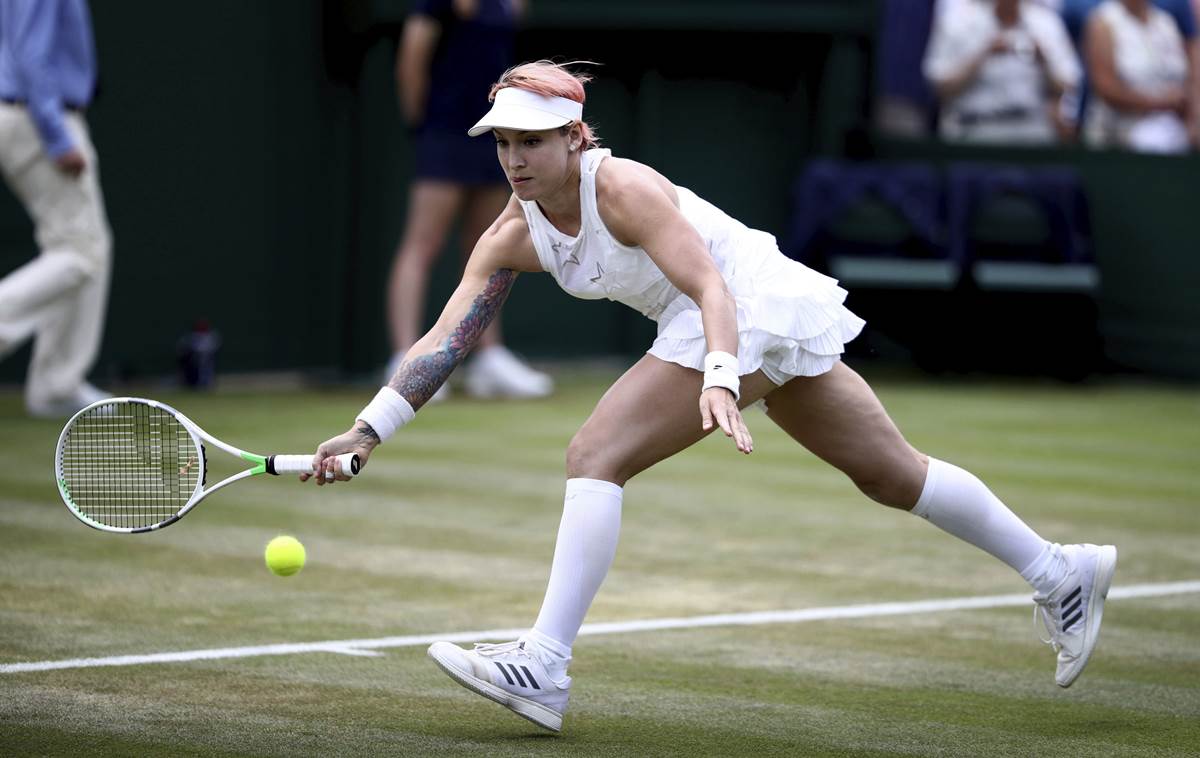 Year After Gruesome Injury At Wimbledon Bethanie Mattek Sands Wins Sports News The Indian Express