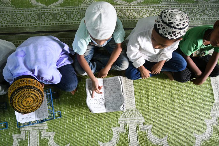 madrassas, Mukhtar Abbas Naqvi, madrassa education